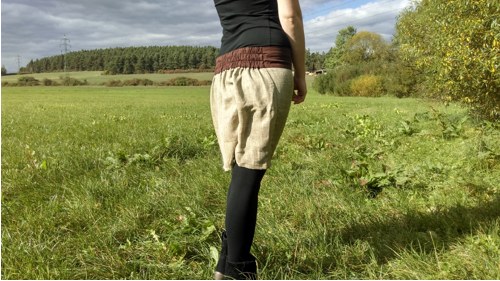 Zelenkavá sukně — foto 2