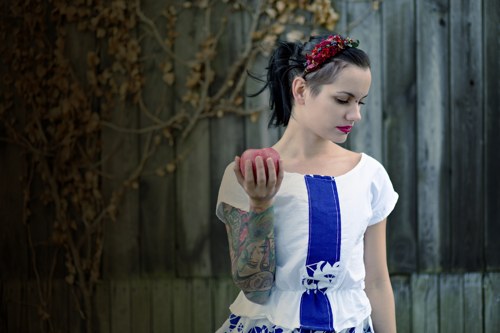 Čelenka "červené jablíčko" — foto 2