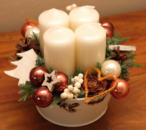 Hnědý adventní svícen — foto 3