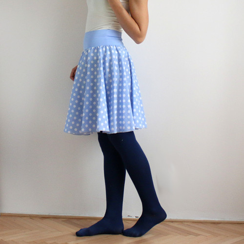Puntíčkatá dokolečka dokola :) M/L — foto 2
