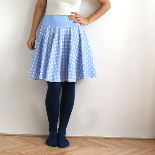 Puntíčkatá dokolečka dokola :) M/L — foto 3