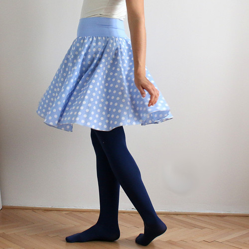 Puntíčkatá dokolečka dokola :) M/L — foto 4