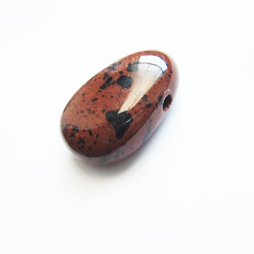 Obsidián vrtaný valounek — foto 2