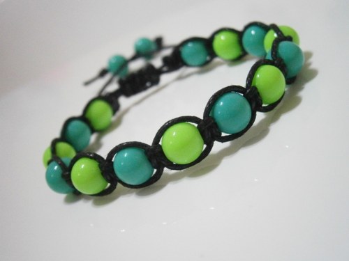 "Neonek" - dětský náramek (macramé/shamballa) — foto 3