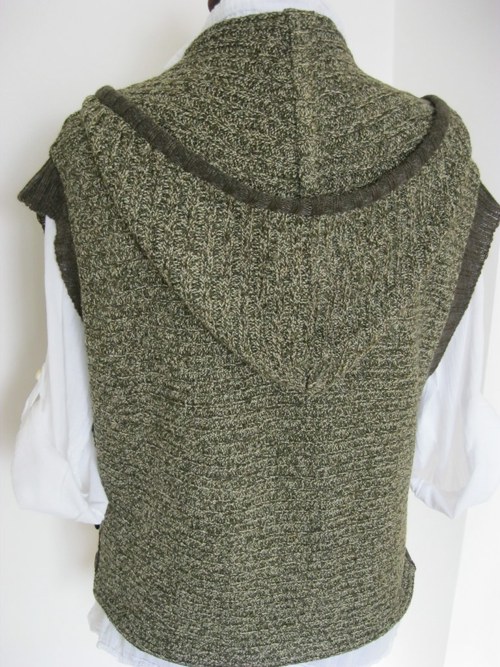 Vesta s kapucí - khaki melír — foto 3