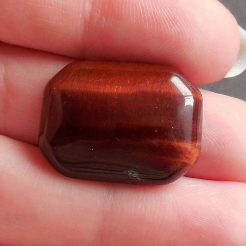 Býčí oko - kabošon (25 x 18 mm) — foto 2