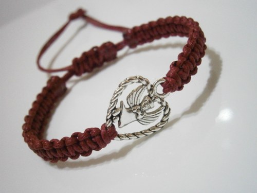 Pro štěstí, ochranný dětský náramek (macramé) — foto 4