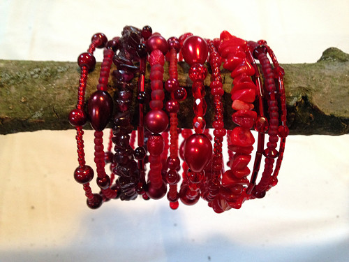 S granátem a červeným korálem — foto 6