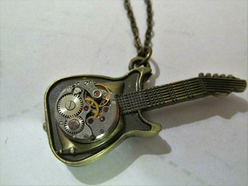 STEAMPUNKOVÁ KYTARA........... — foto 2