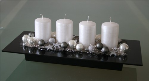 Adventní dekorace v bílošedé — foto 2