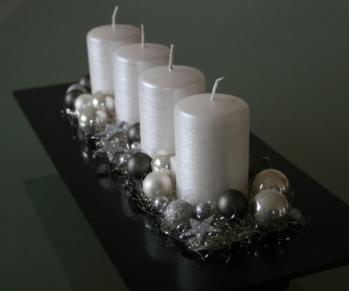 Adventní dekorace v bílošedé — foto 5