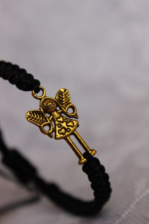 Ochráním Tě.. Náramek macramé — foto 5
