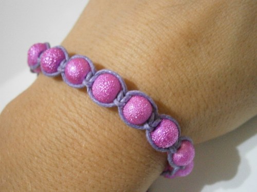 "Šeříkový" náramek (macramé/shamballa) — foto 5