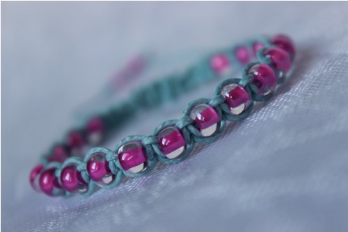 F(l)érová.. Náramek macramé/shamballa — foto 3