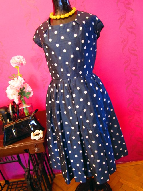 SLEVA'Retro šaty dots — foto 4