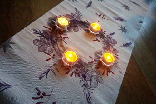 Adventní běhoun s pírky — foto 5