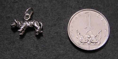 Miniatura tygra - stříbrný přívěsek — foto 2