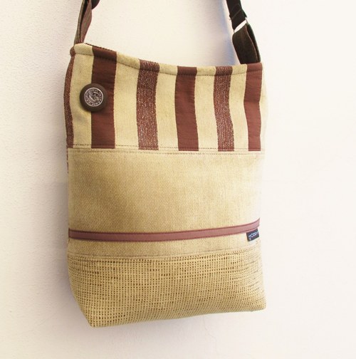 EASY GOING BAG - malá * béžová - PARROT® — foto 2