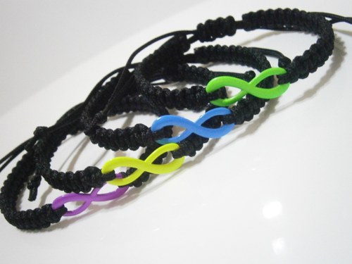Infinity náramky "neonové" - macramé (unisex) — foto 3
