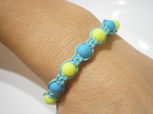Neonový náramek (macramé/shamballa) — foto 4