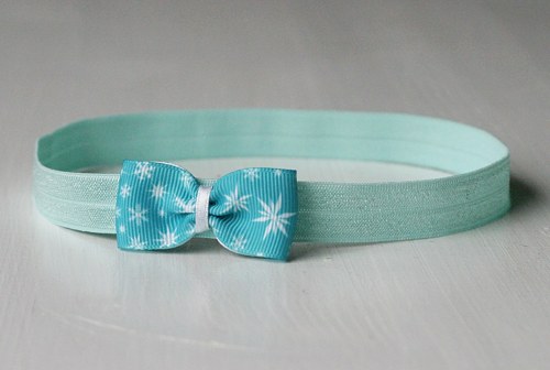 Čelenka pro newborn - mentolová vánoční — foto 2