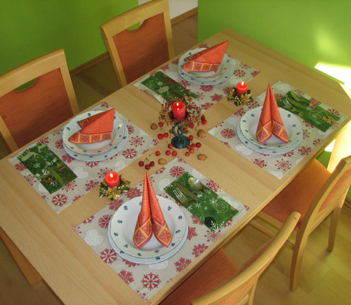 Vánoční prostírání - vločkové — foto 2