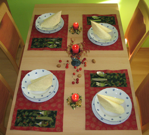 Vánoční prostírání - S cesmínou — foto 2