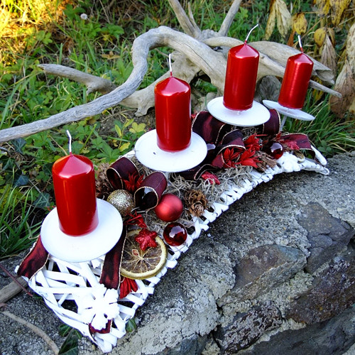 Adventní obouk v bordó — foto 2