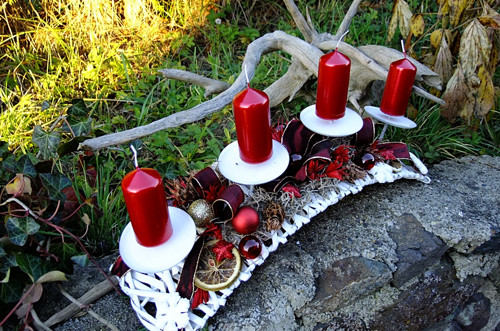 Adventní obouk v bordó — foto 3