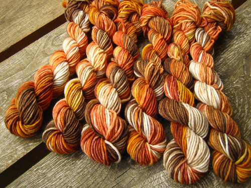 100% extra merino 50g "Pod bukem" — foto 3