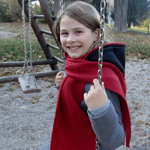 Šála s kapucí DÍVČÍ - SKLADEM — foto 2
