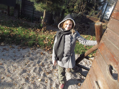 Šála s kapucí DÍVČÍ — foto 3