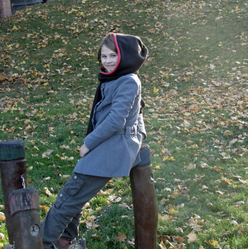 Šála s kapucí DÍVČÍ — foto 3