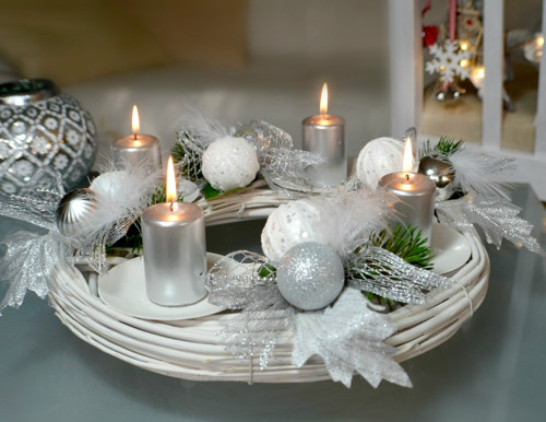 Adventní svícen Ragnar jde sněhem — foto 2