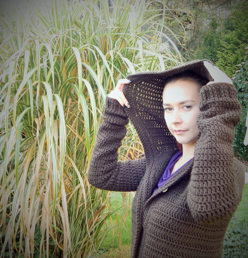 Příjemný háčkovaný svetr vel. S/M — foto 2
