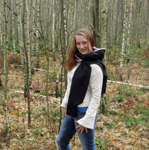IHNED: Šála s kapucí DÁMSKÁ — foto 2