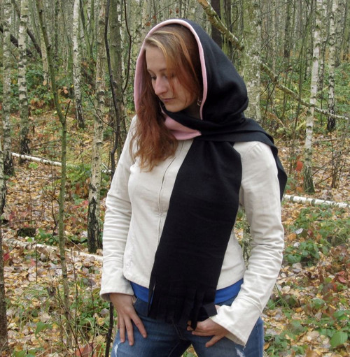 IHNED: Šála s kapucí DÁMSKÁ — foto 3
