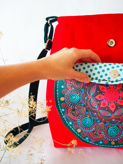 Hippie - veľká červená sametová taška — foto 2