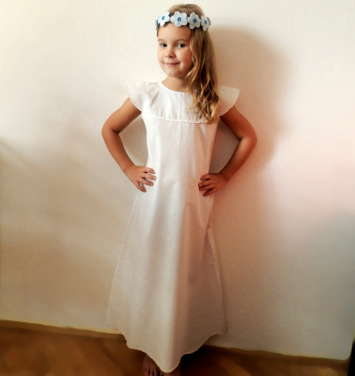 VÍLA AMÁLKA 122/128 šaty — foto 2