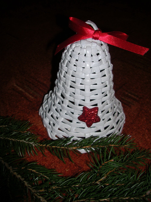 Papírový vánoční zvoneček — foto 2