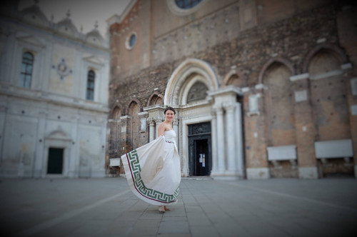 Italské šaty - bez ornamentů — foto 4
