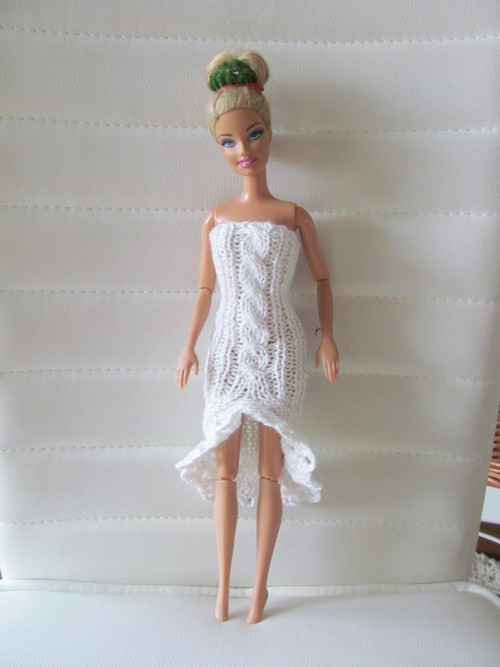 Elegantní šaty pro Barbie — foto 6