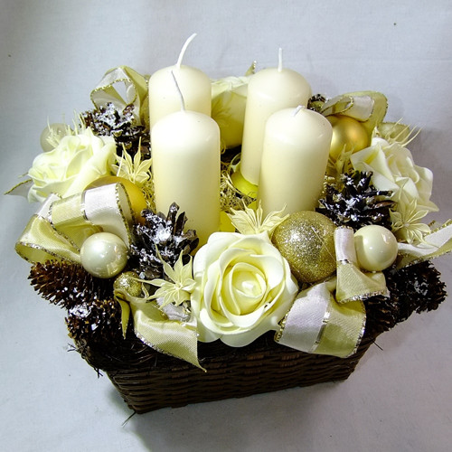 Adventní košíček - Krémové růžičky — foto 2