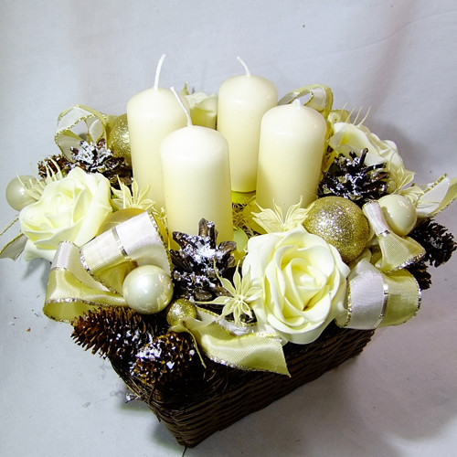 Adventní košíček - Krémové růžičky — foto 3