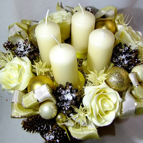 Adventní košíček - Krémové růžičky — foto 6