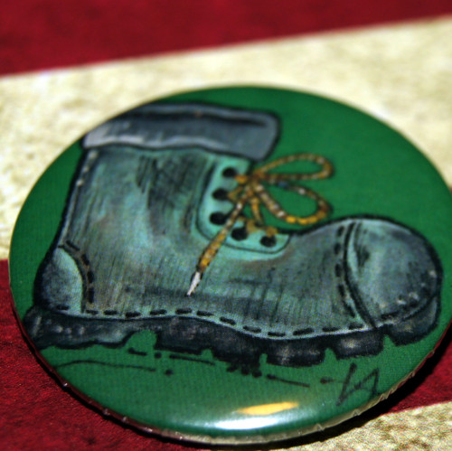 Originální placička 44mm s botou — foto 3