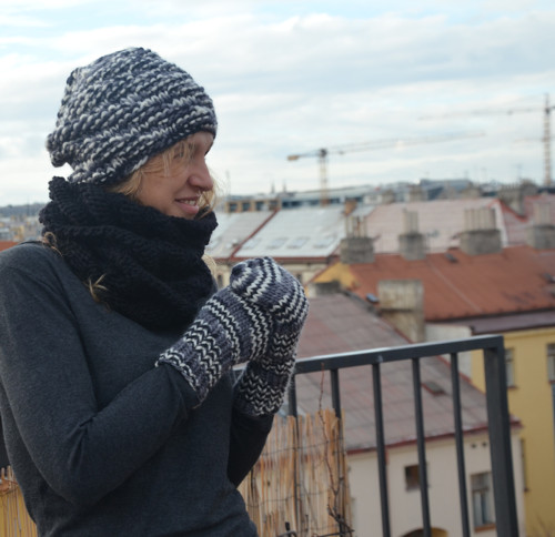 Hřejivá souprava černobílá — foto 2