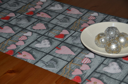 Vánoční běhoun se srdíčky (147x50 cm) — foto 6