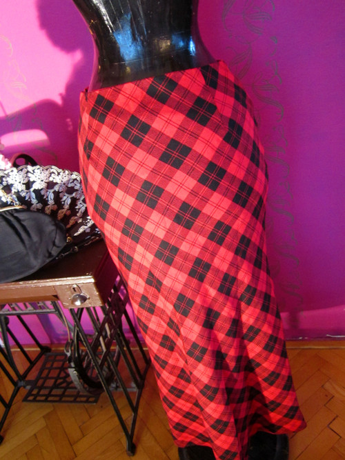 Sukně black&red klasika káro — foto 3
