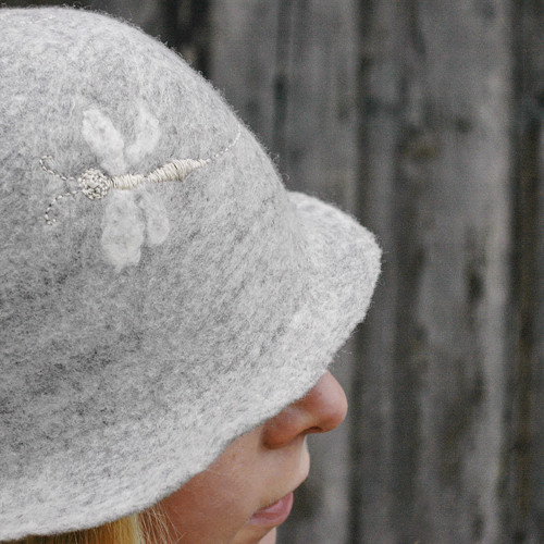 "Motýlí snění" obvod 55-56 cm — foto 5